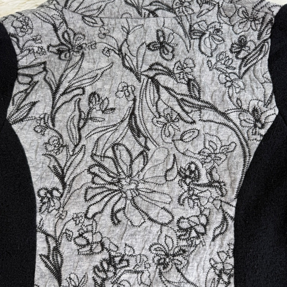Anthropologie Knitted & Knotted Burke Embellished Bomber Jacket Black Floral XS - Picture 10 of 15